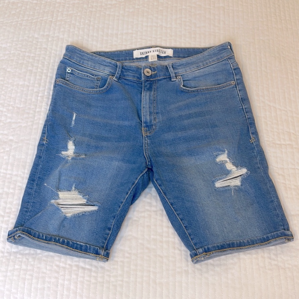 NEW LOOK Destroyed Skinny Stretch Denim Shorts